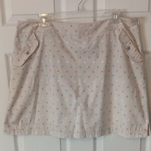 LizGolf Polka Dot Women's Golf Skort, Size 16. Snap Front Pockets, Zipper Side